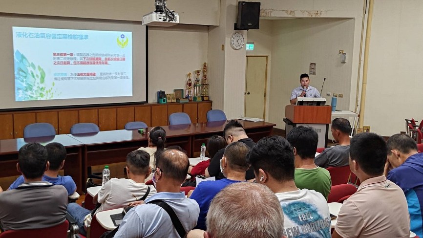 lpgc_edu_115_03.jpg